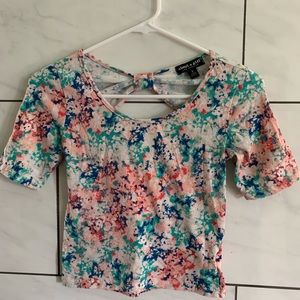Floral short sleeve top